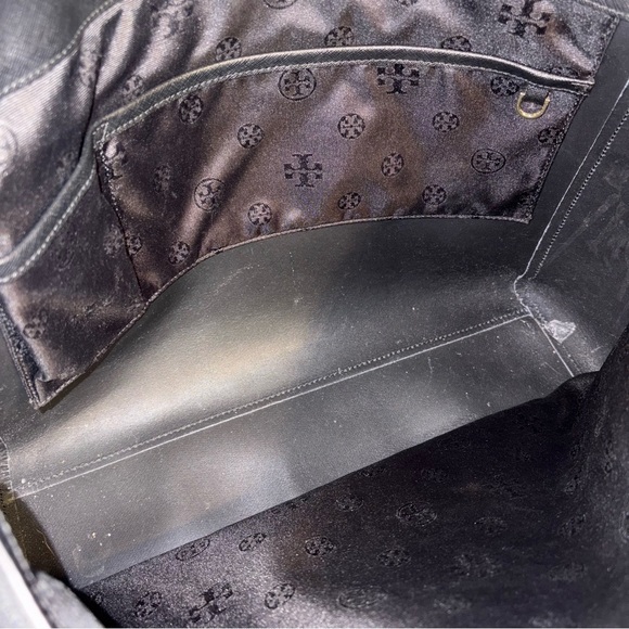 ❌SOLD!❌ $320 Tory Burch York Tote Black Saffiano Leather size Large EUC - Picture 16 of 17